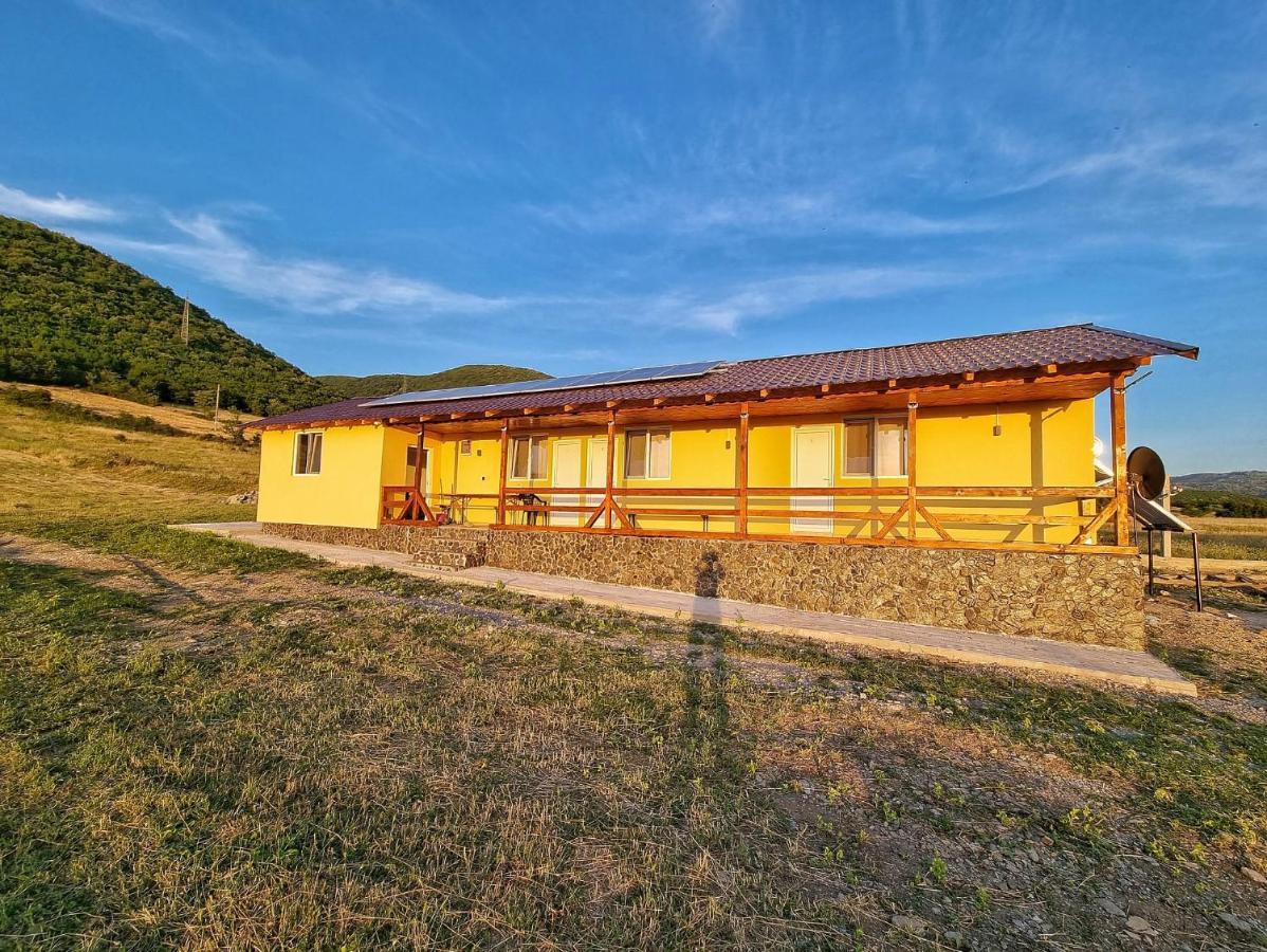Cabana Varad Coronini Moldova Veche Ngoại thất bức ảnh