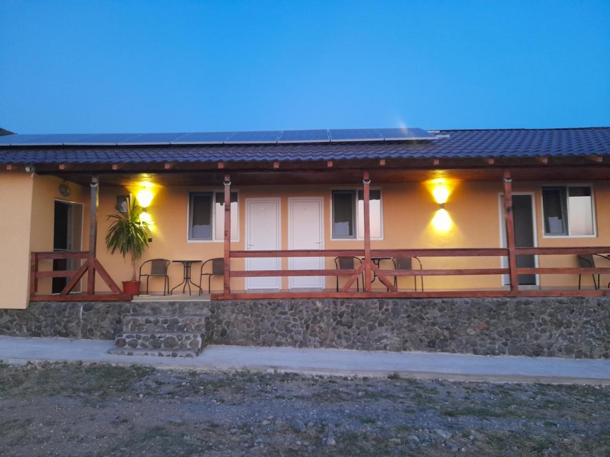 Cabana Varad Coronini Moldova Veche Ngoại thất bức ảnh
