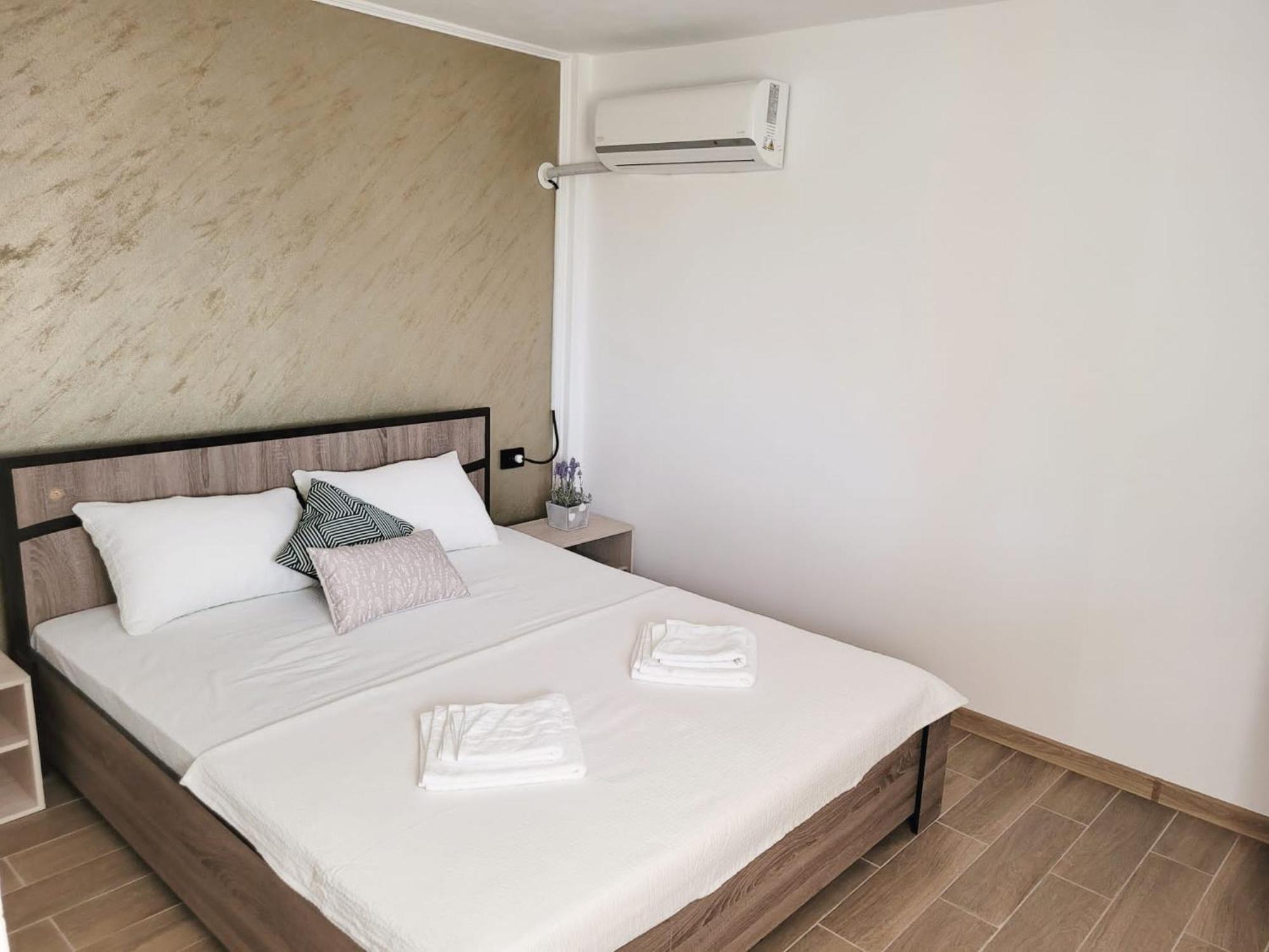 Cabana Varad Coronini Moldova Veche Ngoại thất bức ảnh