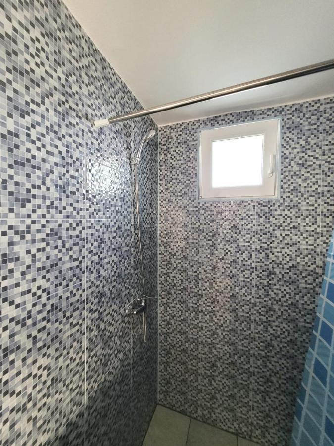 Cabana Varad Coronini Moldova Veche Ngoại thất bức ảnh